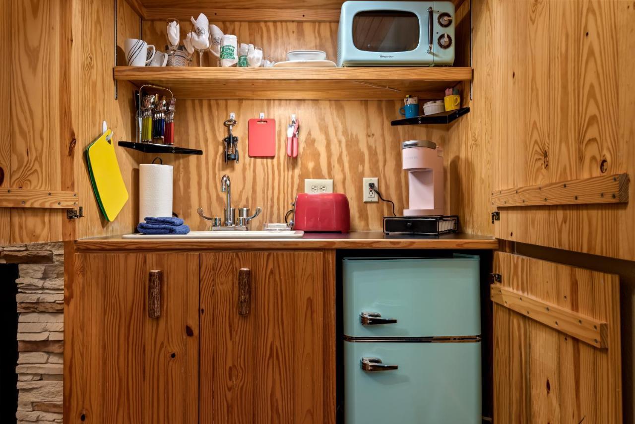 יוריקה ספרינגס The Woods Cabins מראה חיצוני תמונה