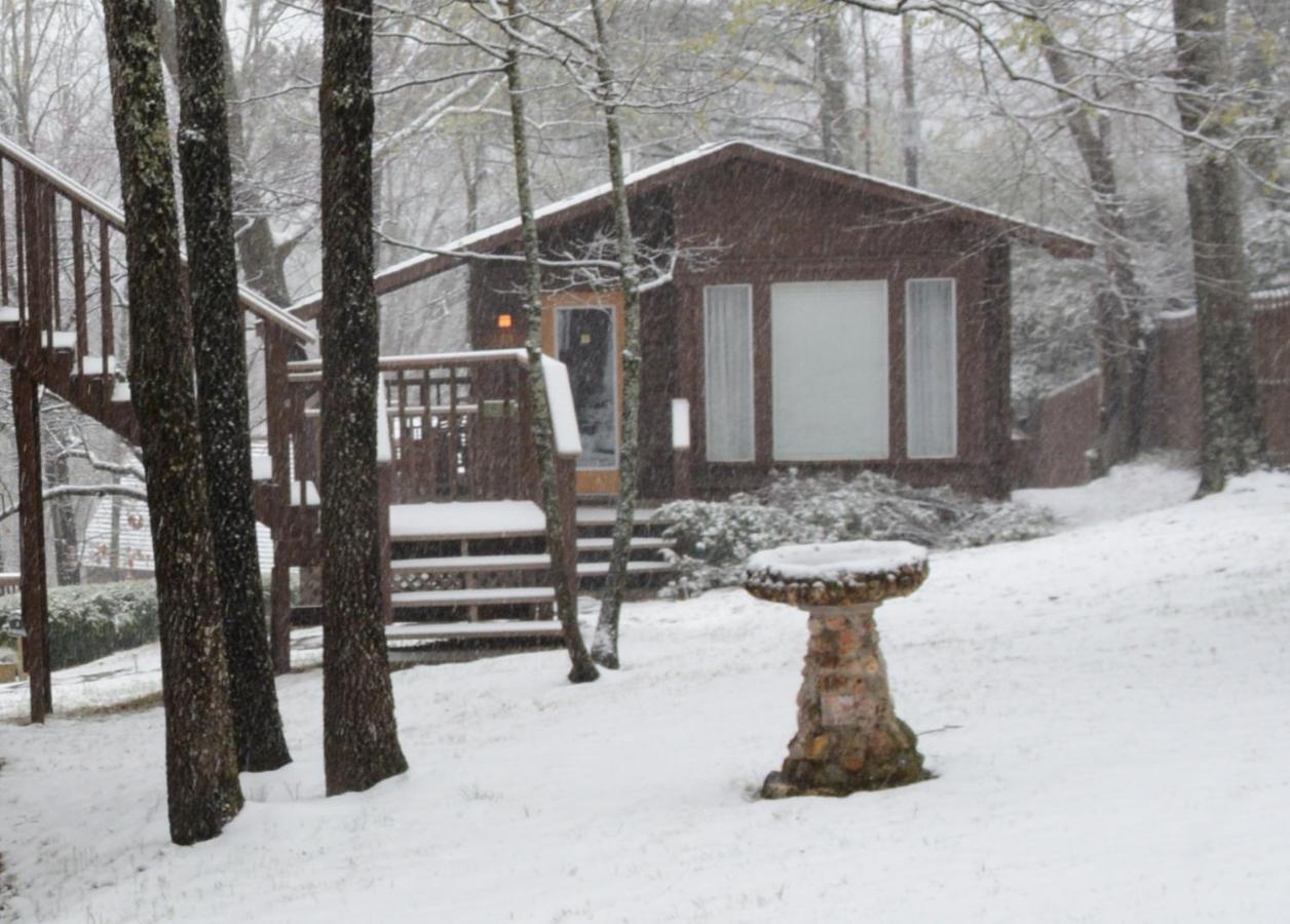 יוריקה ספרינגס The Woods Cabins חדר תמונה